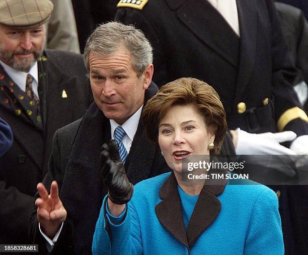Signing Rfs W. Bush 682 43rd President George W Bush Stock Photos, High-Res Pictures, and ...