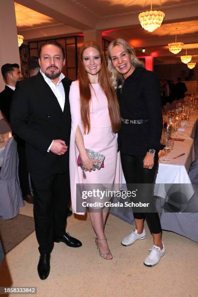 Klemens Hallmann, Barbara Meier, Saskia Greipl-Kostantinidis during the Greipl Christmas Charity Dinner at Reitschule on December 18, 2023 in Munich,...