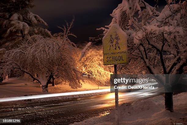 snowstorm in dc area. - rockville maryland stock pictures, royalty-free photos & images