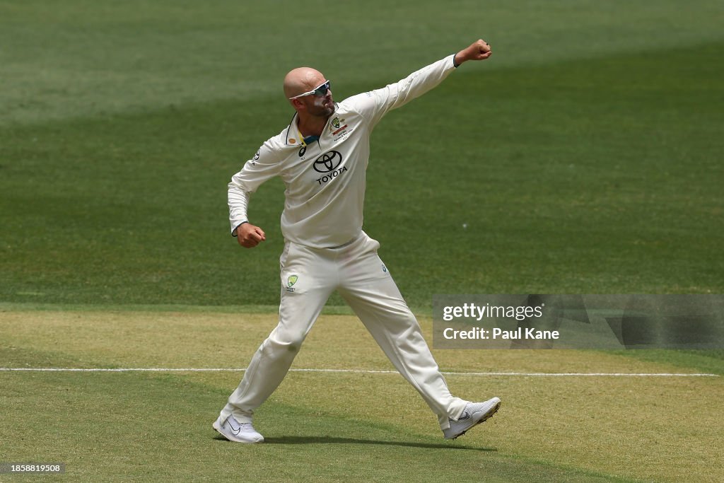 Australia v Pakistan - Men's 1st Test: Day 3