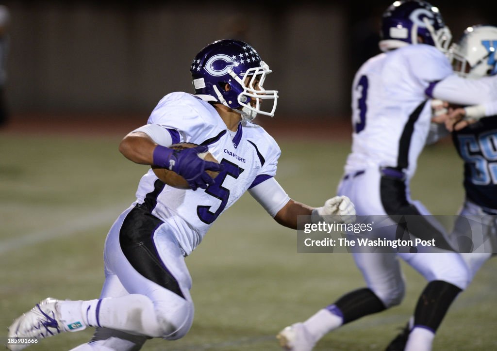Chantilly kick returner Deandre Harris breaks a 87 yard touchdown run
