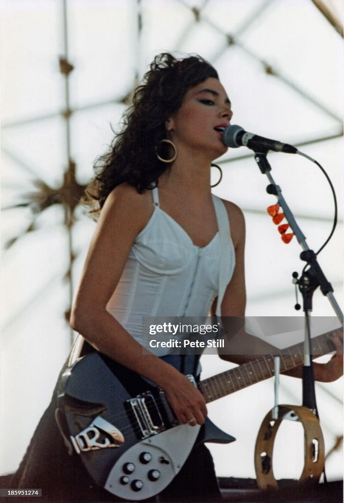 Susanna Hoffs Of The Bangles Performs On Stage At Milton Keynes Bowl susanna-hoffs-of-the-bangles-performs-on-stage-at-milton-keynes-bowl