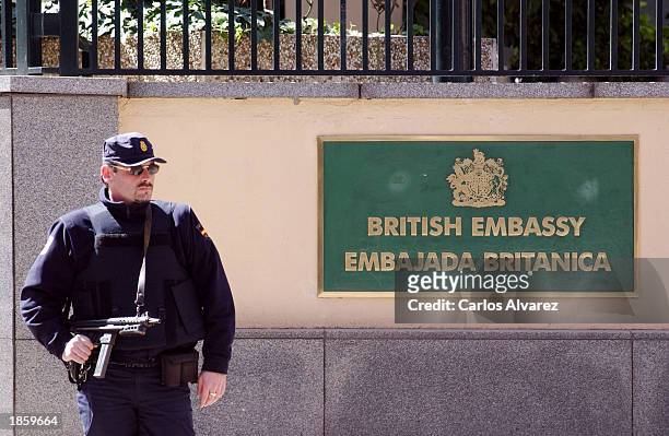 Special Security stand guard at the United Kingdom Embassy in Madrid after the U.S. Launched a military attack on Iraq March 20, 2003 in Madrid,...