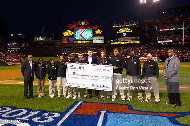Mlb Rbi Program 206 Rbi Program Stock Photos, High-Res Pictures, and Images - Getty Images