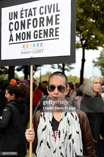 Au départ des Invalides, Existrans, la marche des trans, des intersexes, et de celles et ceux qui les soutiennent se tenait samedi 19 octobre 2013 à...