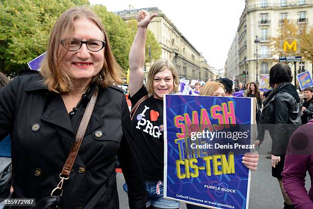 Au départ des Invalides, Existrans, la marche des trans, des intersexes, et de celles et ceux qui les soutiennent se tenait samedi 19 octobre 2013 à...