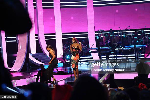 Professional tennis player Venus Williams is honored at Black Girls Rock! 2013 at New Jersey Performing Arts Center on October 26, 2013 in Newark,...