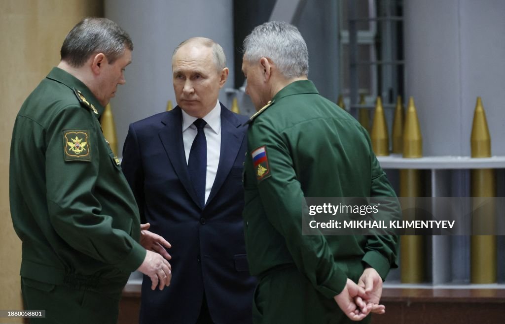 TOPSHOT-RUSSIA-POLITICS-DEFENCE