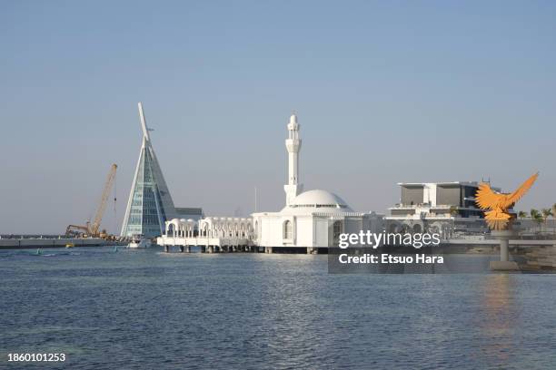 Al Rahah 48 Al Rahmah Mosque Stock Photos, High-Res Pictures, and Images - Getty ...