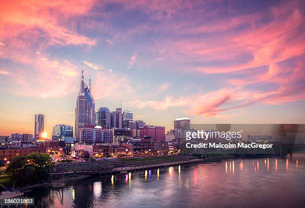 sunset over nashville - nashville stock pictures, royalty-free photos & images