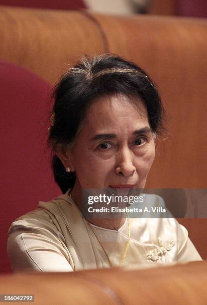 Nobel Peace Laureate Aung San Suu Kyi receives the honorary citizenship of Rome from Mayor Ignazio Marino in Campidoglio on October 27, 2013 in Rome,...