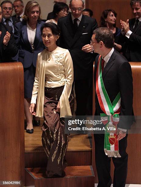 Nobel Peace Laureate Aung San Suu Kyi arrrives to receive the honorary citizenship of Rome from Mayor Ignazio Marino in Campidoglio on October 27,...