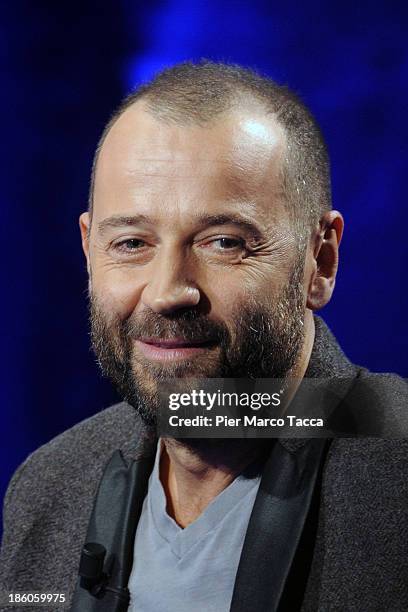 Fabio Volo attends 'Che tempo Che Fa' TV Show on October 27, 2013 in Milan, Italy.