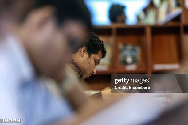 Tcs Library 82 Tcs Campus Photos & High Res Pictures - Getty Images