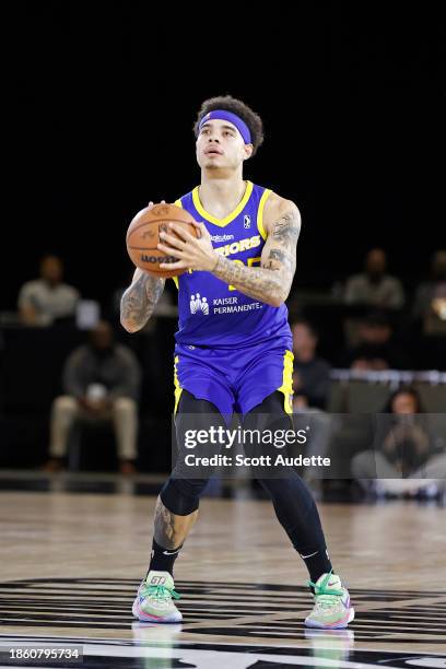 Lester Quinones of the Santa Cruz Warriors three point basket during the game against the Motor City Cruise during the 2023 G League Winter Showcase...