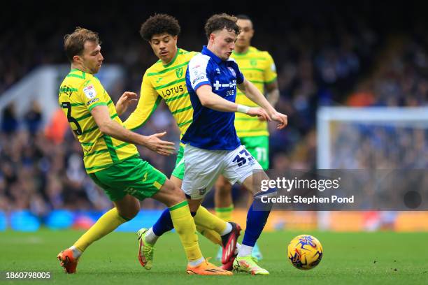 Nathan Broadhead of Ipswich Town and Jack Stacey of Norwich City compete for the ball during the Sky Bet Championship match between Ipswich Town and...