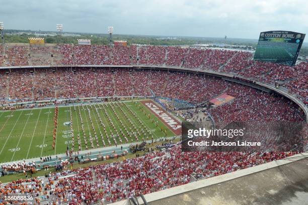 General view of the Cotton Bowl crowd during the Red River Shootout between the Oklahoma Sooners and the Texas Longhorns on October 12, 2013 at The...