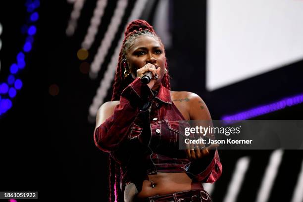 Kaliii Rapper Poster 59,461 Kali Stock Photos, High-Res Pictures, and Images - Getty Images