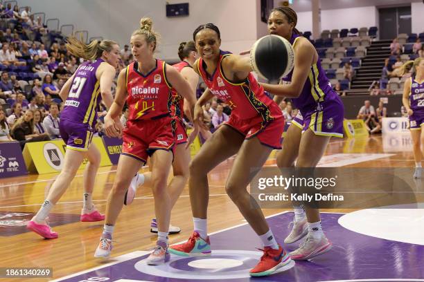 Brianna Turner of the Lightning competes for the ball during the WNBL match between Melbourne Boomers and Adelaide Lightning at Melbourne Sports...