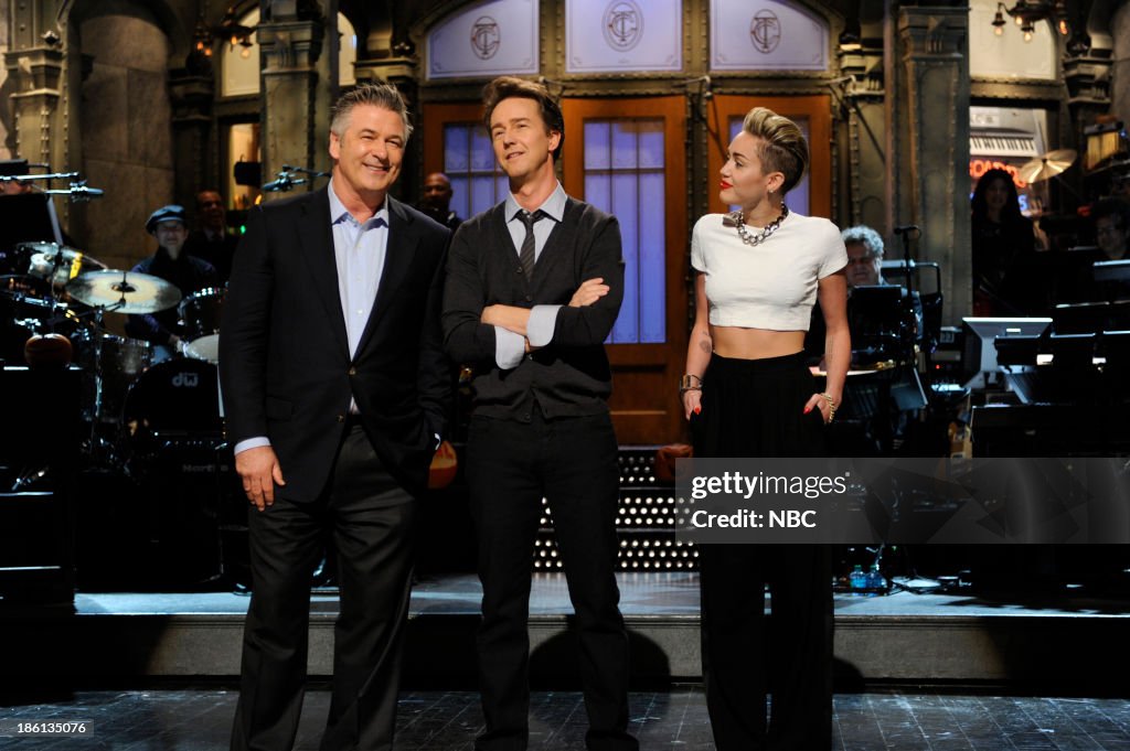 Saturday Night Live - Season 39