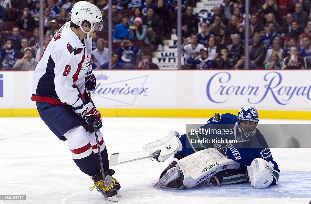 Washington Capitals v Vancouver Canucks