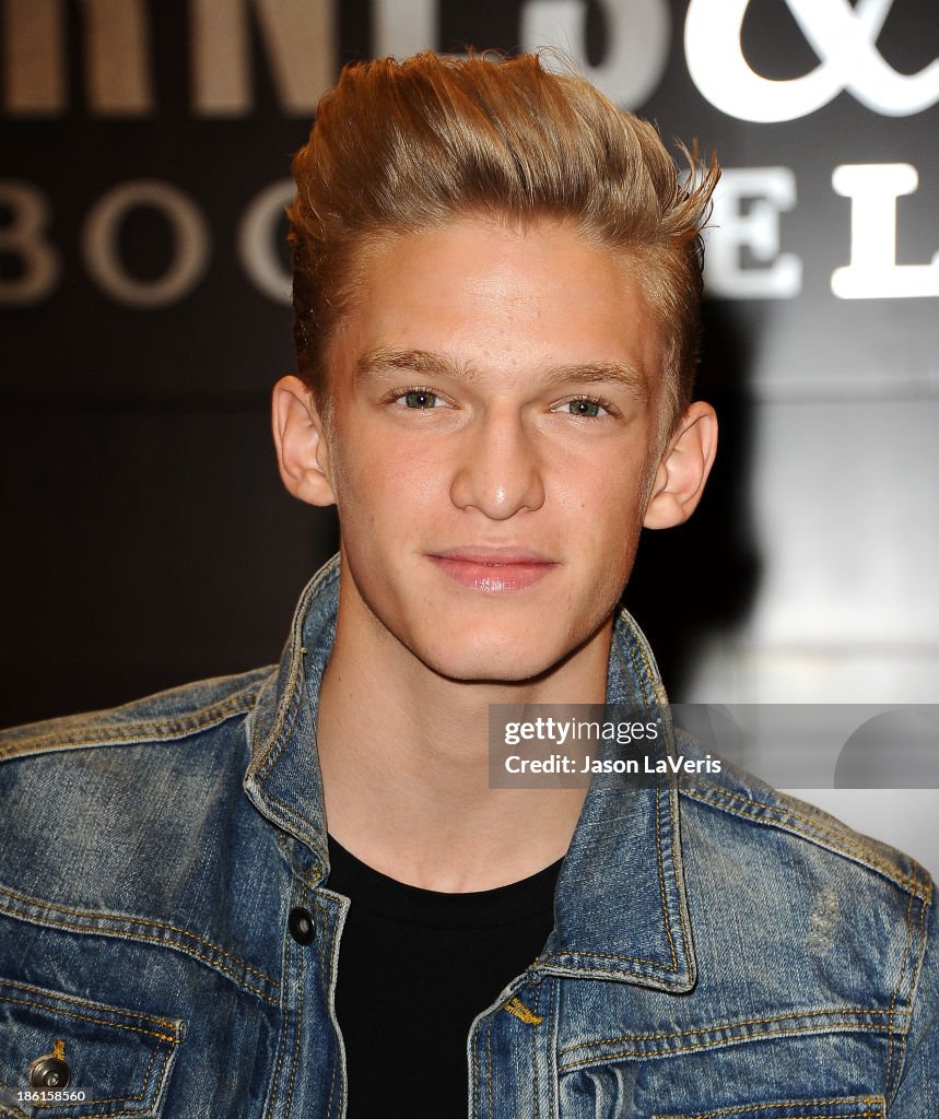 Jacque Rae Cody Simpson Cody Simpson signs copies of his new book