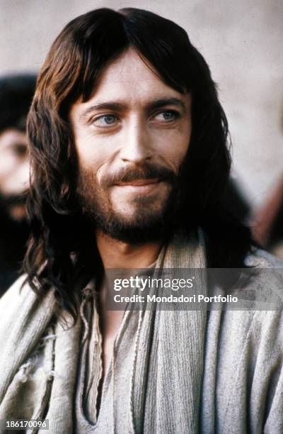 Close up of the English actor Robert Powell acting Jesus Christ, in the television miniseries 'Jesus of Nazareth'. Italy, 1977.