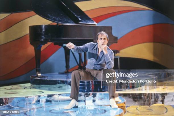Ada Rano 779 Adriano Celentano Photos & High Res Pictures - Getty Images