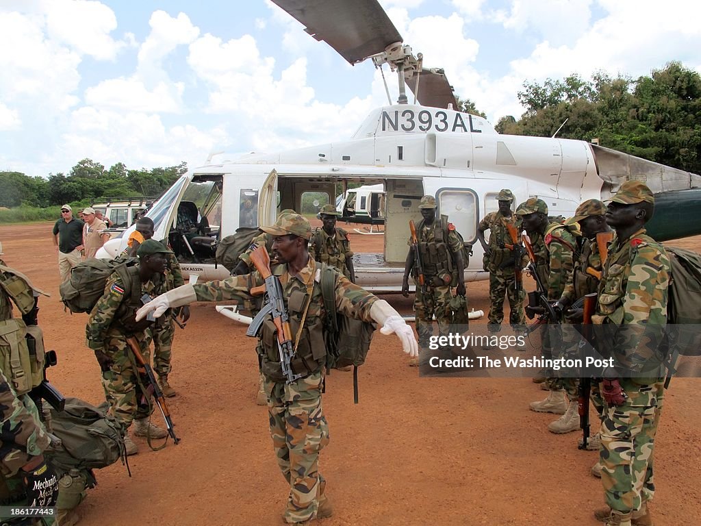 NZARA, SOUTH SUDAN - SEPTEMBER 17:
South Sudanese commandoes pr
