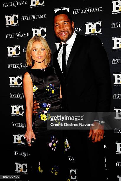 Personality Kelly Ripa and Michael Strahan attend the Broadcasting And Cable 23rd Annual Hall Of Fame Awards dinner at The Waldor Astoria on October...