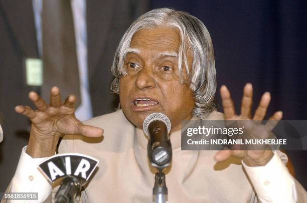 3 879 A P J Abdul Kalam Photos High Res Pictures Getty Images 3-879-a-p-j-abdul-kalam-photos-high-res-pictures-getty-images
