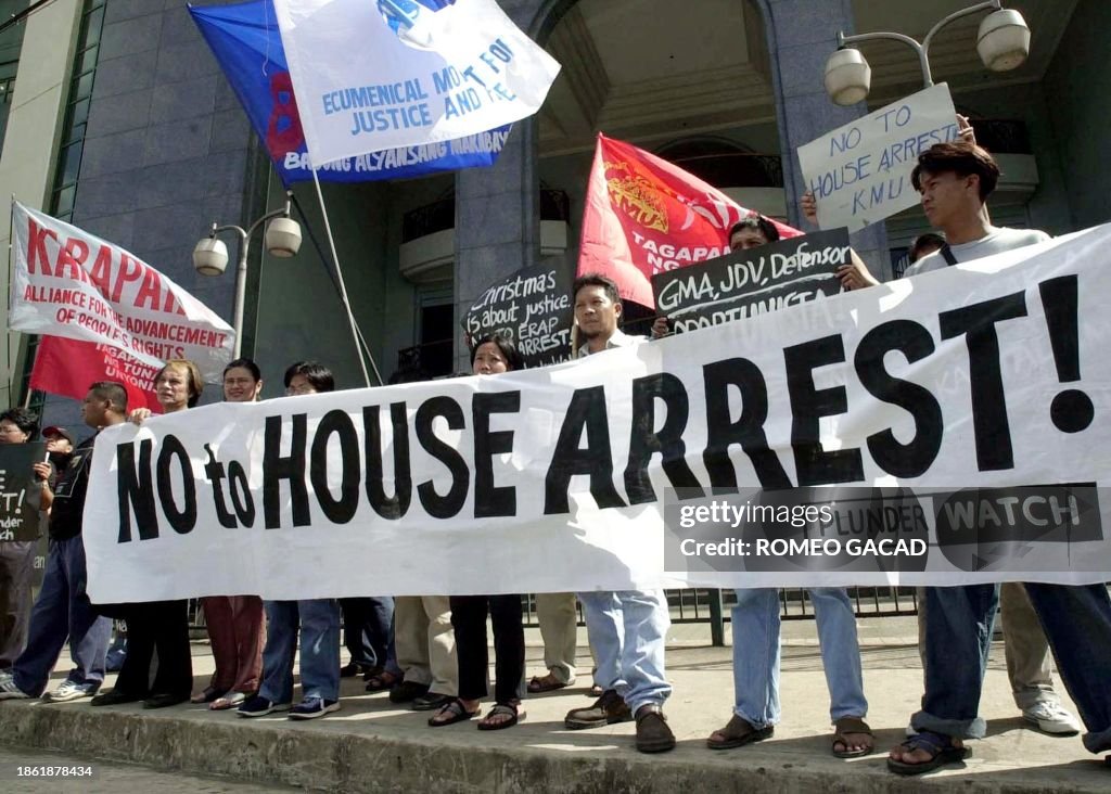 TOPSHOT-PHILIPPINES-ANTI-ESTRADA PROTEST-1