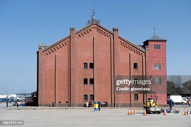 almacén de ladrillos rojos de yokohama, japón - prefectura de kanagawa fotografías e imágenes de stock
