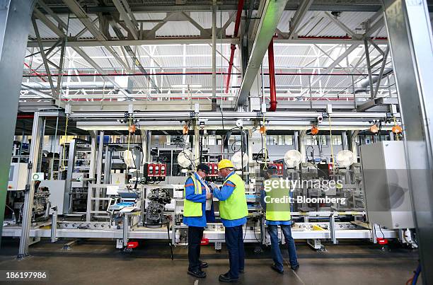 Psa Eb Engine 23 Eb Turbo Puretech Photos & High Res Pictures - Getty Images