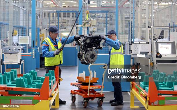 Psa Eb Engine 23 Eb Turbo Puretech Stock Photos, High-Res Pictures, and Images ...