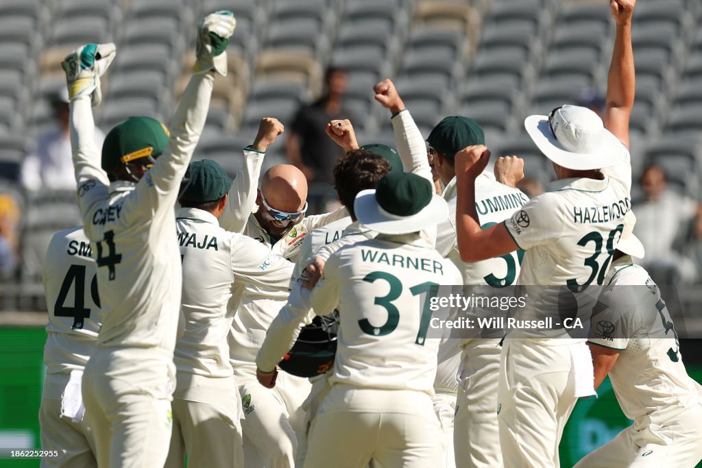 Australia v Pakistan - Men's 1st Test: Day 4