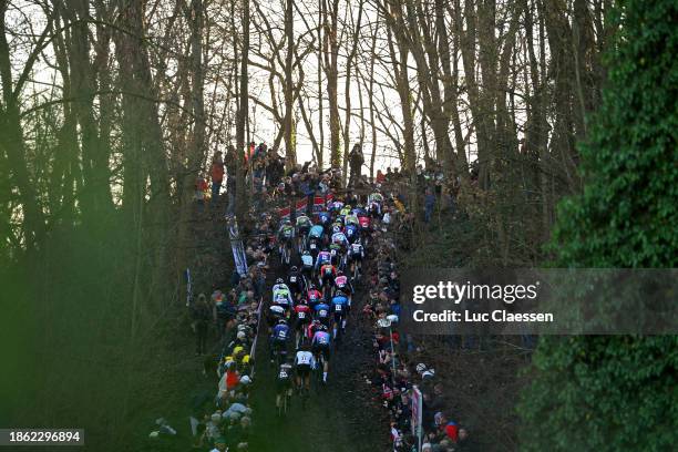 General view of the peloton competing during the 14th UCI Cyclo-Cross World Cup Namur 2023, Men's Elite on December 17, 2023 in Namur, Belgium.