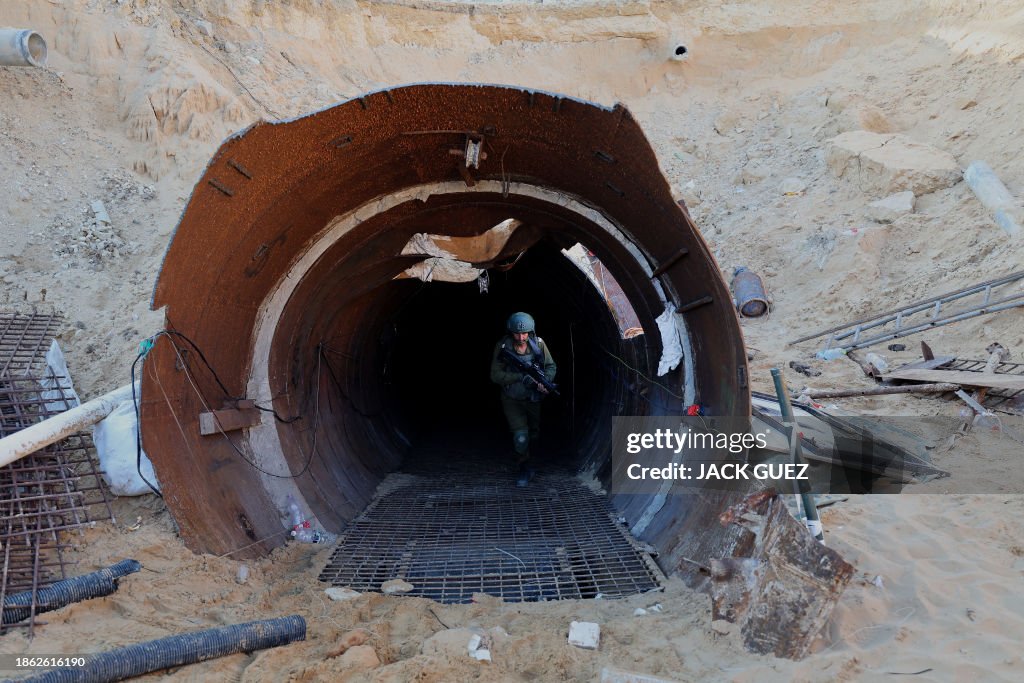 TOPSHOT-PALESTINIAN-ISRAEL-CONFLICT-GAZA-TUNNELS