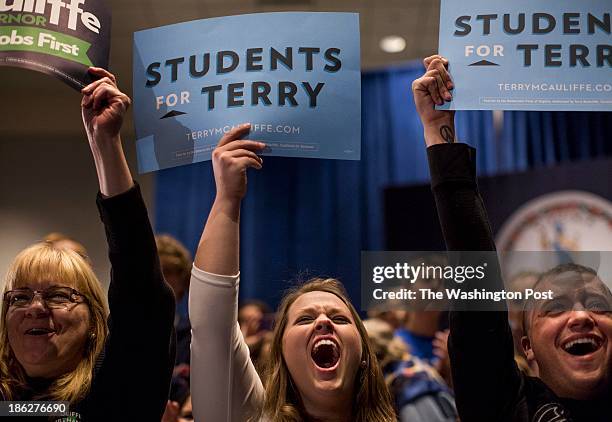 101 Virginia Ritchie Photos & High Res Pictures - Getty Images