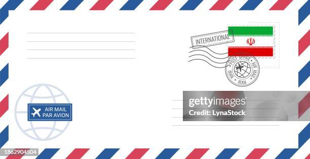 blanko-luftpostumschlag mit iran-briefmarke. postkarten-vektorillustration mit iranischer nationalflagge isoliert auf weißem hintergrund. - luftpost stock-grafiken, -clipart, -cartoons und -symbole