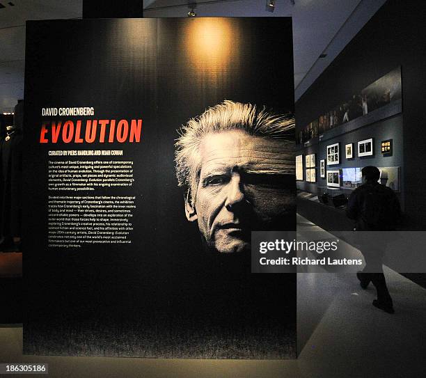Cronenberg Head Exploding David Cronenberg Evolution Photos and Premium High Res Pictures - Getty ...