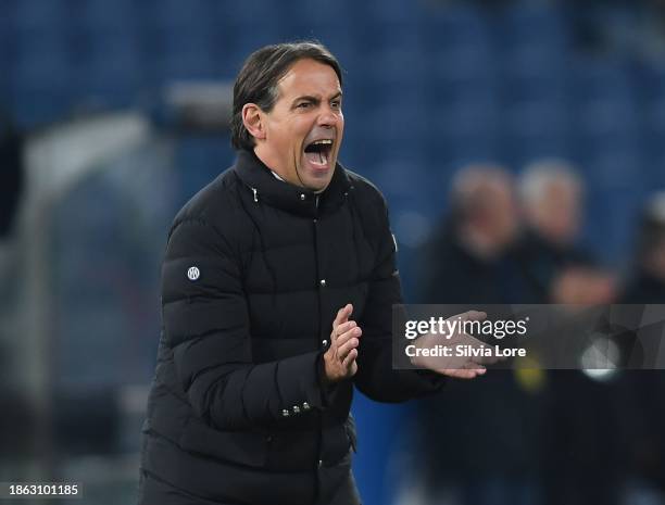 Simone Inzaghi head coach of FC Internazionale gestures during the Serie A TIM match between SS Lazio and FC Internazionale at Stadio Olimpico on...