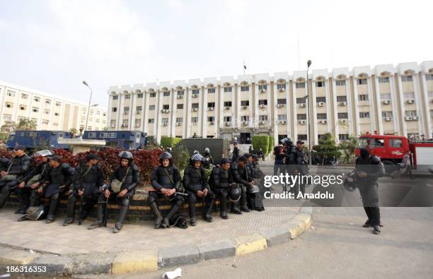 Azhar Security Administrative Staff College Photos and Premium High Res Pictures ...