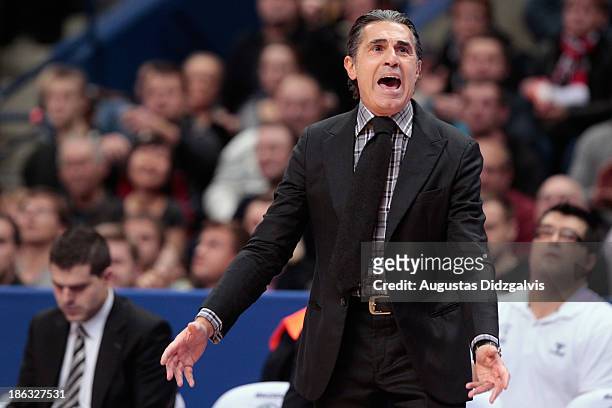 Sergio Scariolo, Head Coach of Laboral Kutxa Vitoria reacts during the 2013-2014 Turkish Airlines Euroleague Regular Season Date 3 game between...