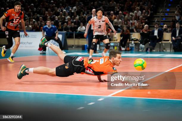 Johannes Tille of the BR Volleys during the match between the BR Volleys and Halkbank Ankara on December 20, 2023 in Berlin, Germany.