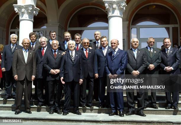 Republic of Moldova's president Vladimir Voronin, Slovenia's President Janez Drnovsek, Bulgaria's President Georgi Parvanov, Germany's outgoing...