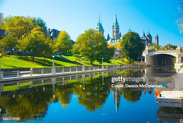 parliament - rideau canal stock pictures, royalty-free photos & images