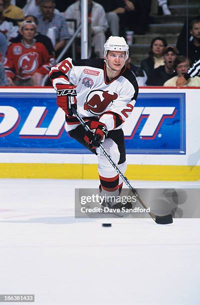 Patrik Elias of the New Jersey Devils skates against the Dallas Stars in Game 5 of the 2000 Stanley Cup Finals at the Continental Airlines Arena on...