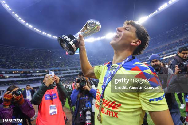 Igor Lichnovsky of America celebrates after the final second leg match between America and Tigres UANL as part of the Torneo Apertura 2023 Liga MX at...