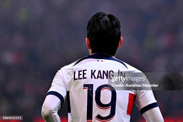 Lee Kang In of Paris Saint-Germain looks on the Ligue 1 Uber Eats match between Lille OSC and Paris Saint-Germain at Stade Pierre-Mauroy on December...